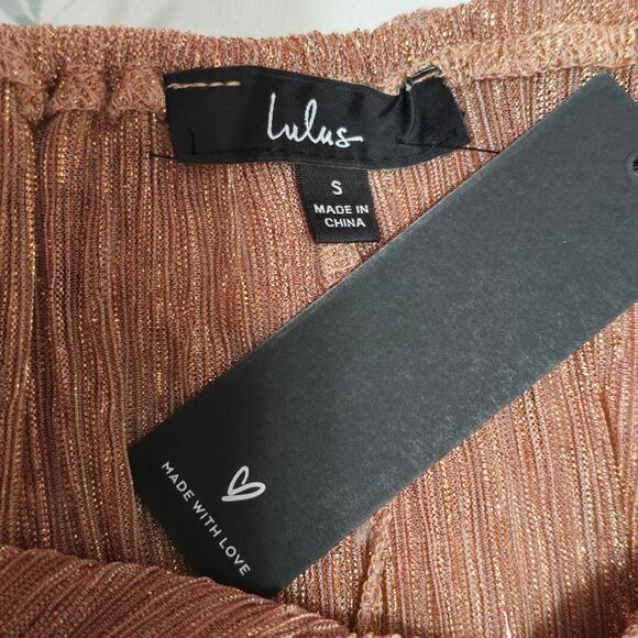 NWT Lulu's Gold Shiny Off The Shoulder Bodysuit - Picture 3 of 7